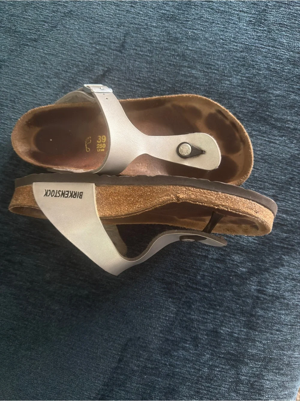 Birkenstock Metallic Silver T-Strap Sandals Size 39